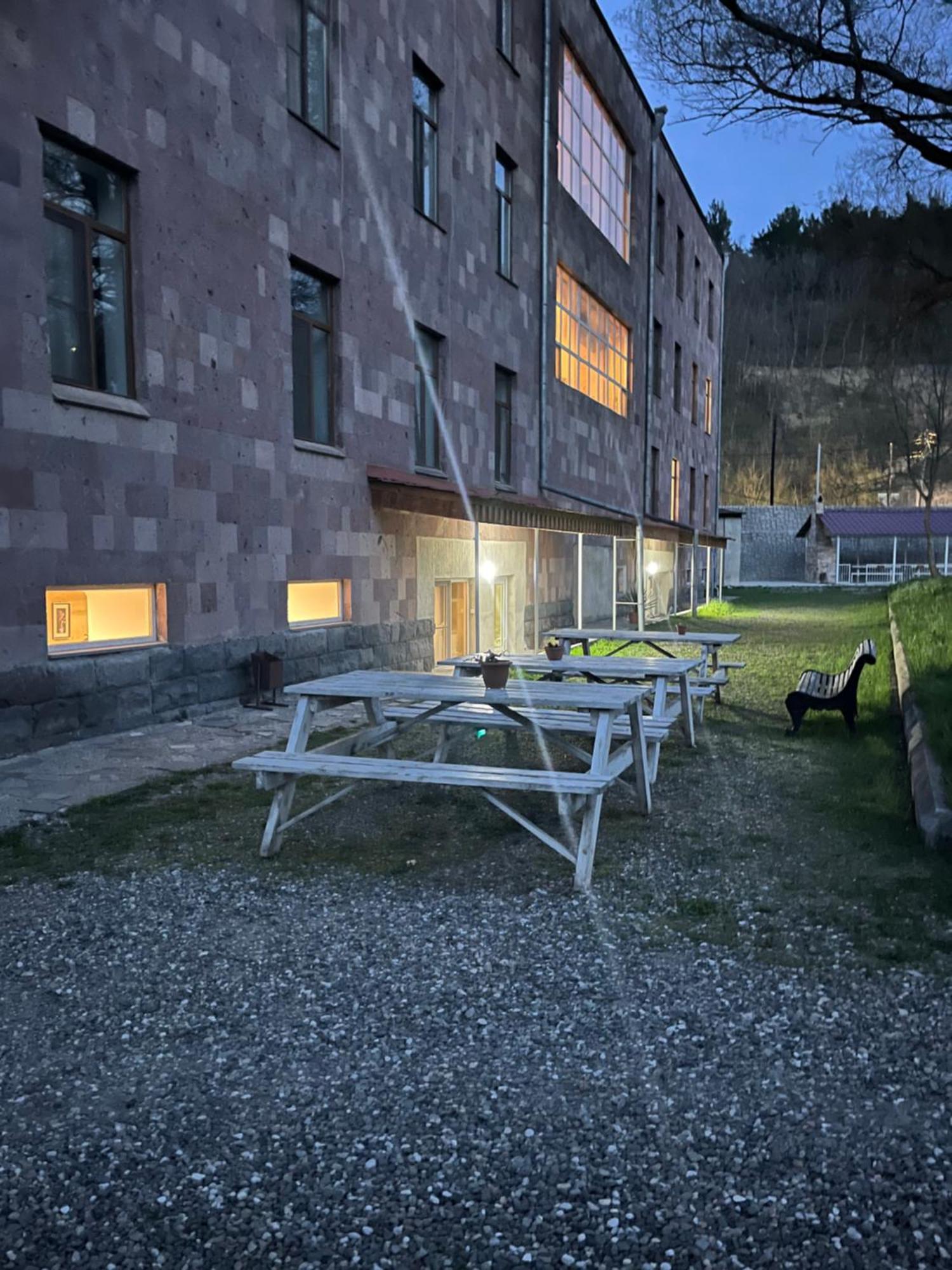 Diligence Hotel & Restaurant Dilidžan Exteriér fotografie