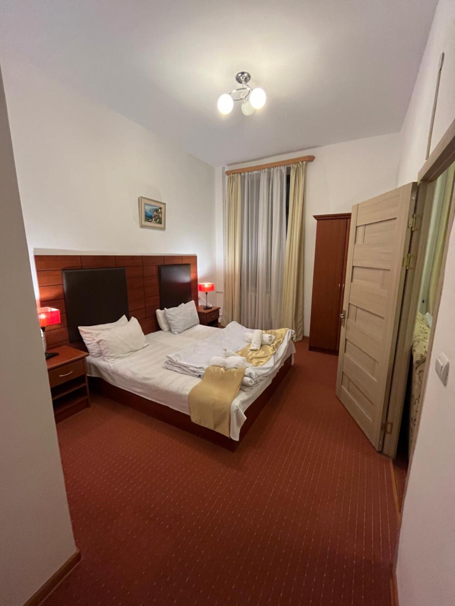 Diligence Hotel & Restaurant Dilidžan Exteriér fotografie